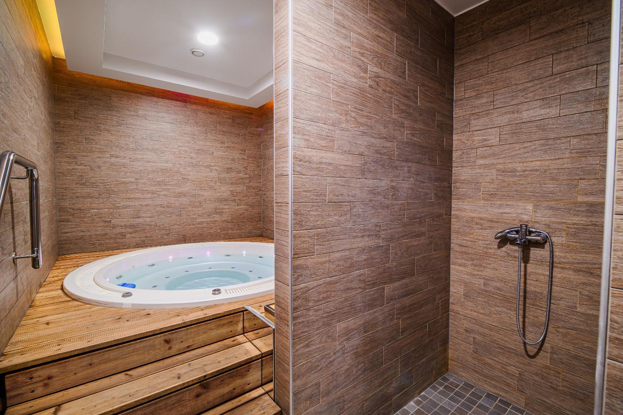 Glamping Maleric With Natural Pool Dragatus Экстерьер фото